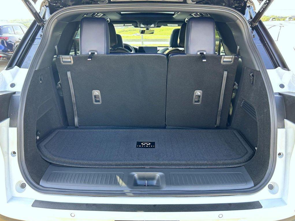 new 2026 INFINITI QX60 car, priced at $69,320