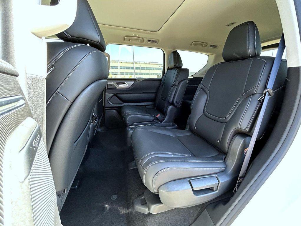 new 2026 INFINITI QX80 car, priced at $91,099