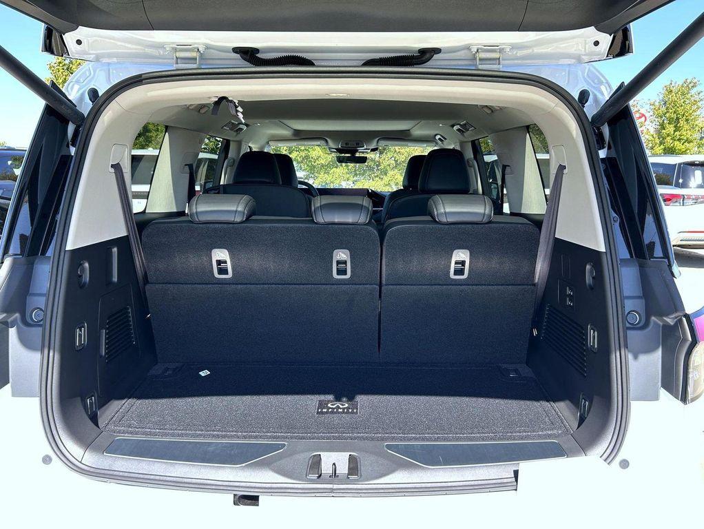 new 2026 INFINITI QX80 car, priced at $91,099