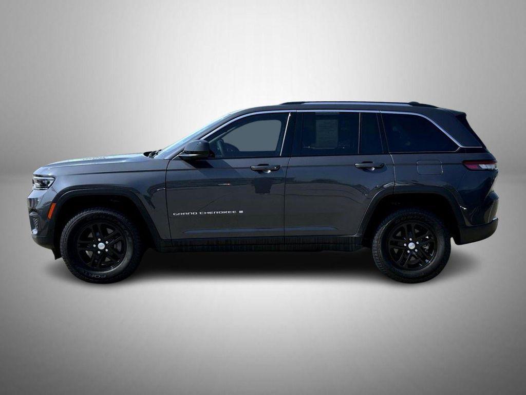 used 2023 Jeep Grand Cherokee car, priced at $29,699