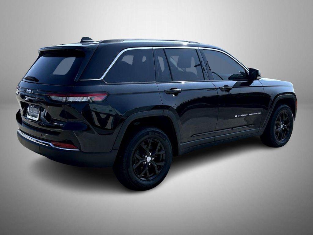 used 2023 Jeep Grand Cherokee car, priced at $35,699