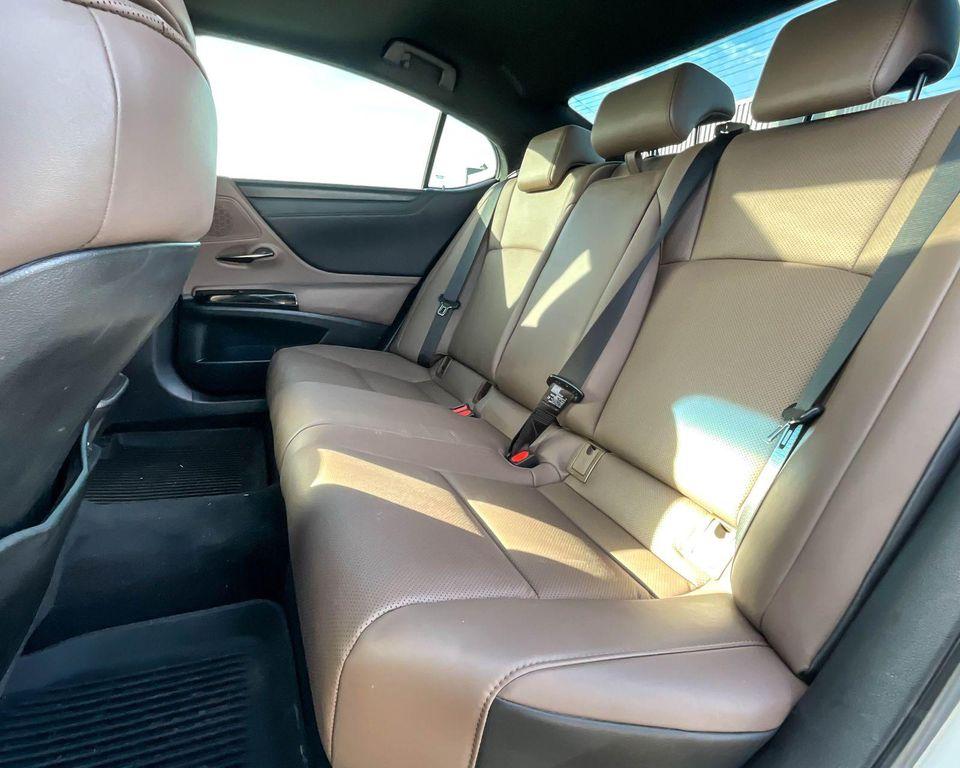 used 2023 Lexus ES 350 car, priced at $34,995