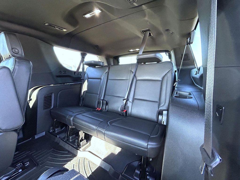 used 2022 GMC Yukon XL car, priced at $53,699