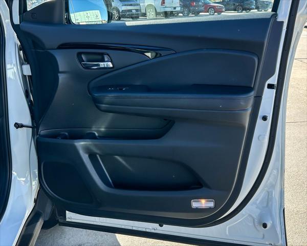 used 2019 Honda Pilot car, priced at $27,995