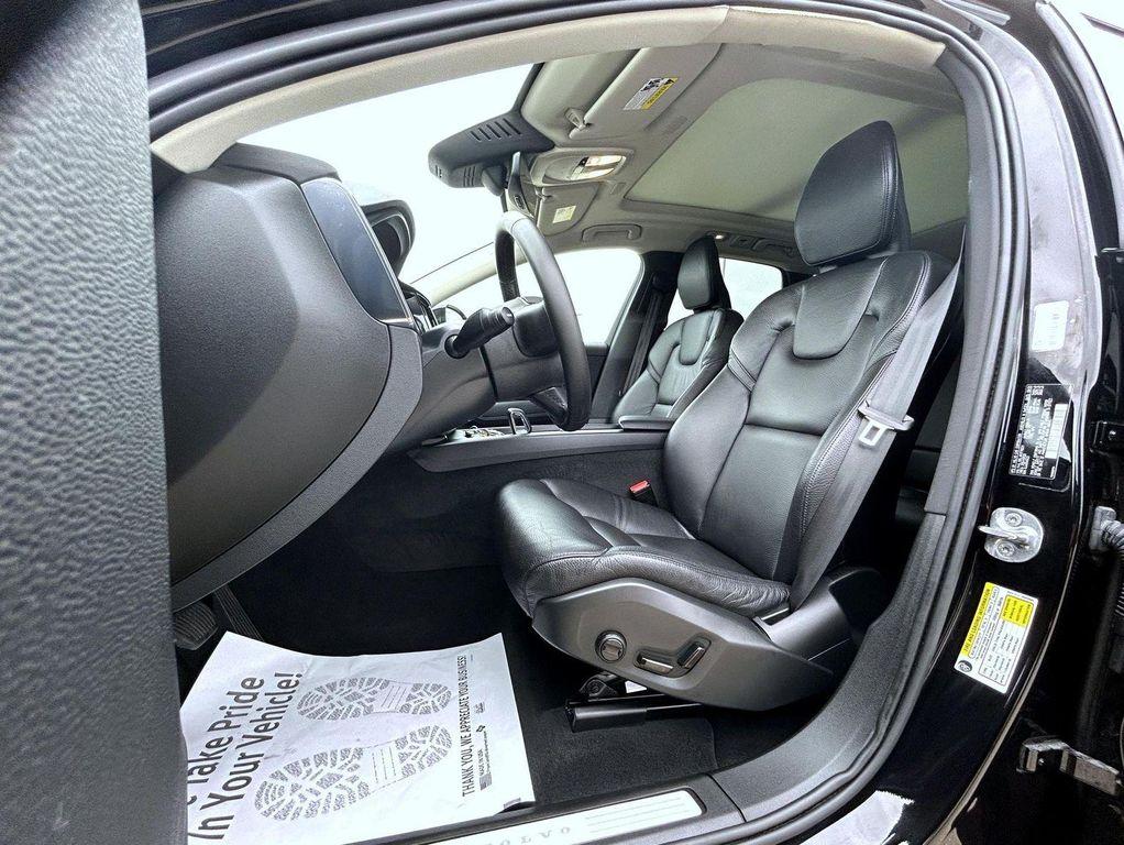 used 2024 Volvo XC60 car, priced at $39,699