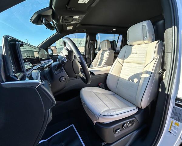 used 2021 Cadillac Escalade ESV car, priced at $71,699