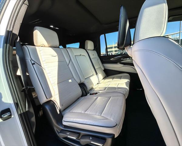 used 2021 Cadillac Escalade ESV car, priced at $71,699