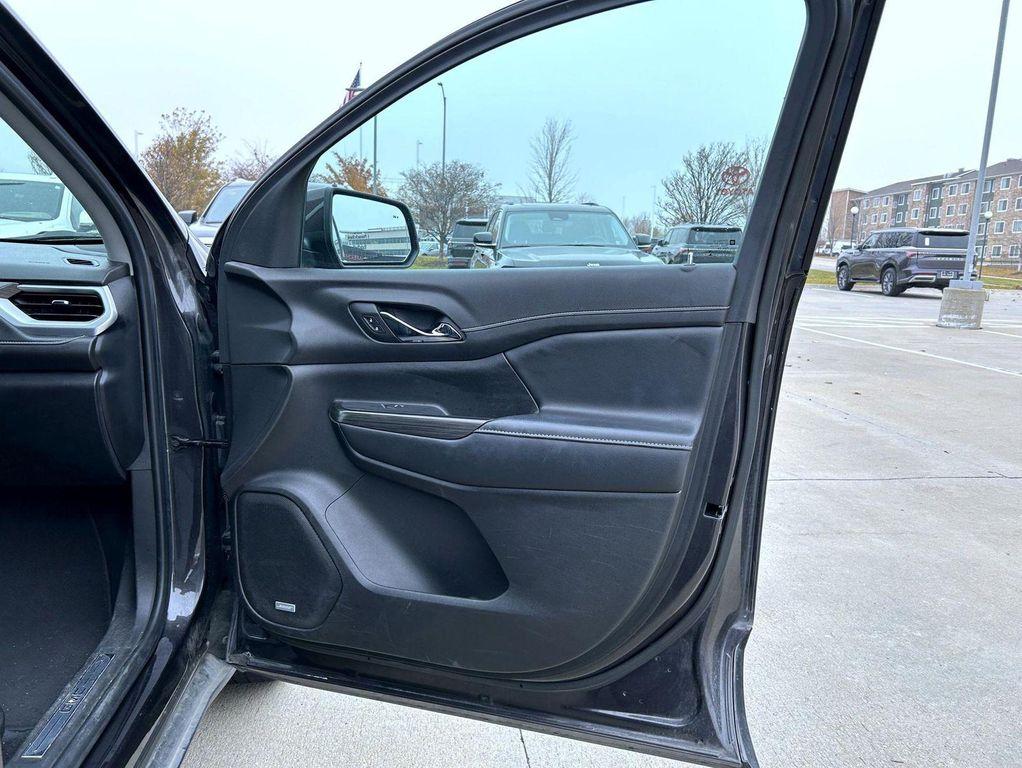 used 2019 GMC Acadia car, priced at $18,699