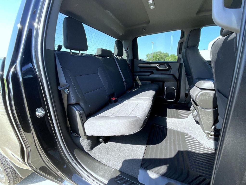 used 2024 Chevrolet Silverado 1500 car, priced at $42,999