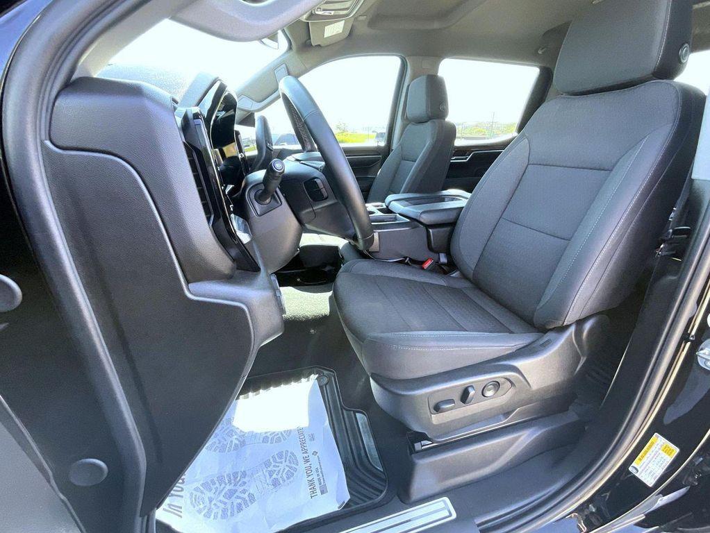 used 2024 Chevrolet Silverado 1500 car, priced at $42,999