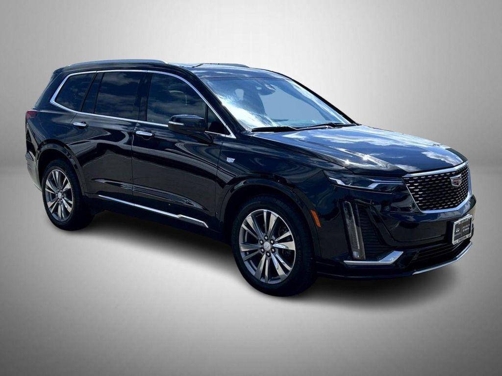 used 2024 Cadillac XT6 car, priced at $37,999