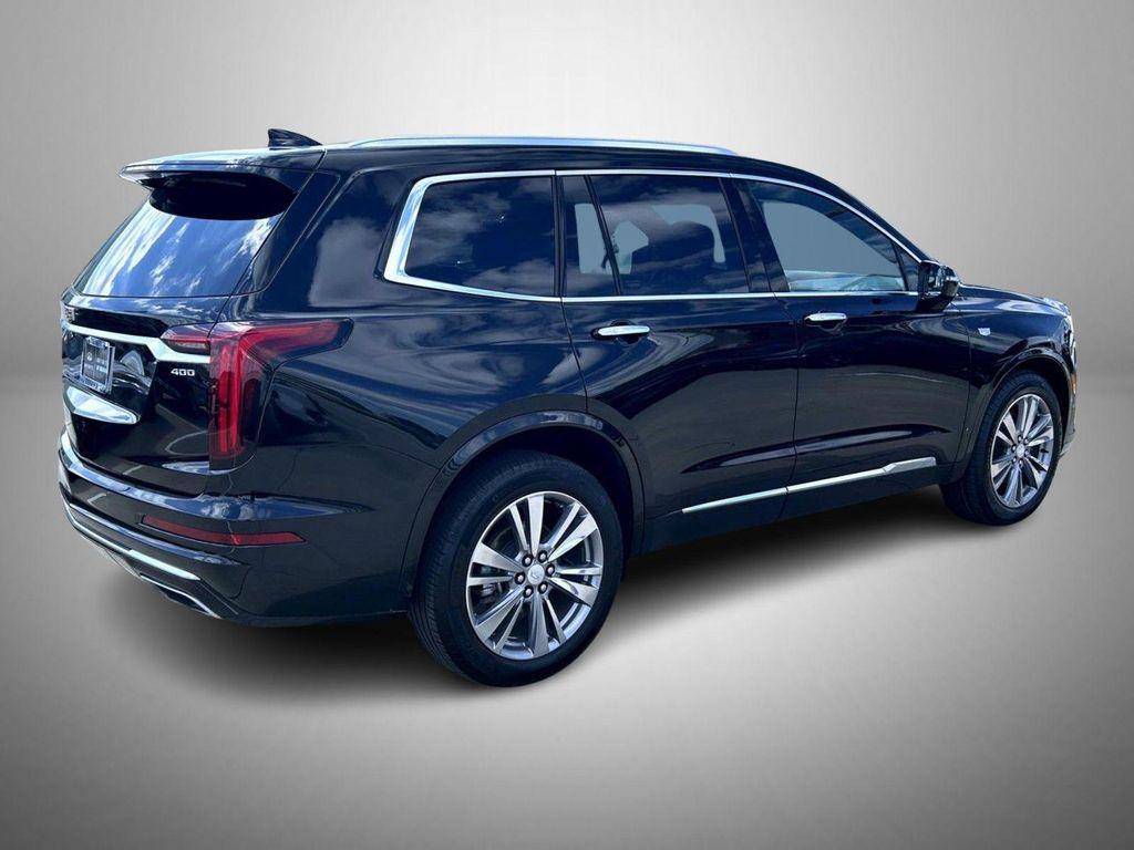 used 2024 Cadillac XT6 car, priced at $37,999