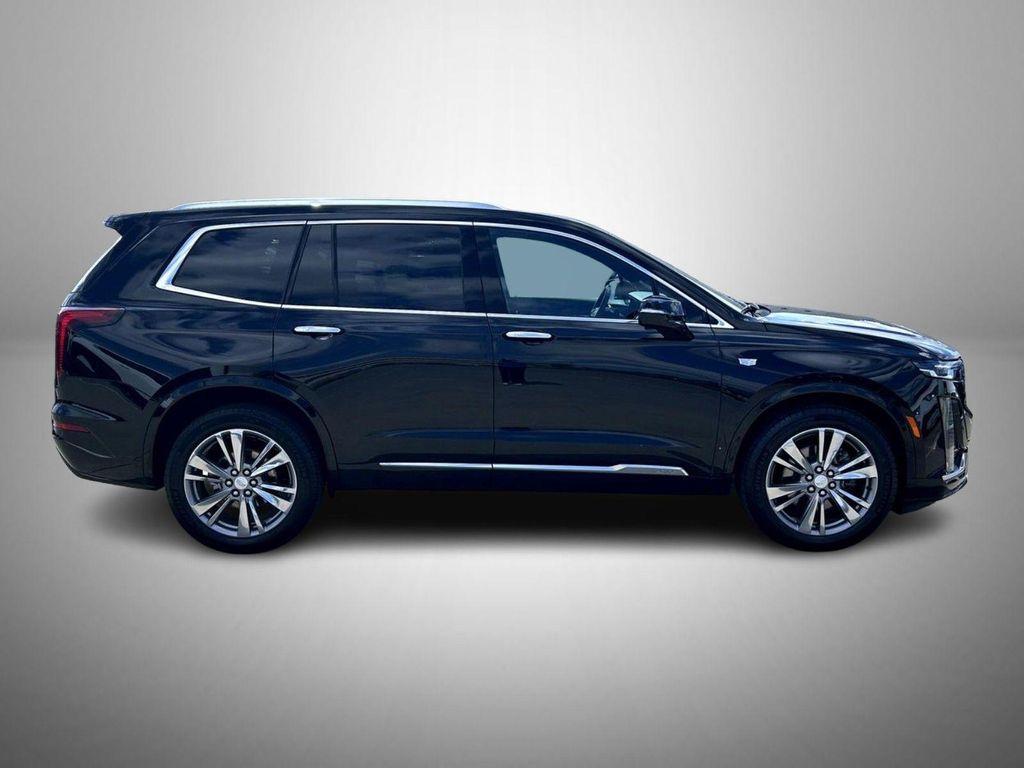 used 2024 Cadillac XT6 car, priced at $37,999