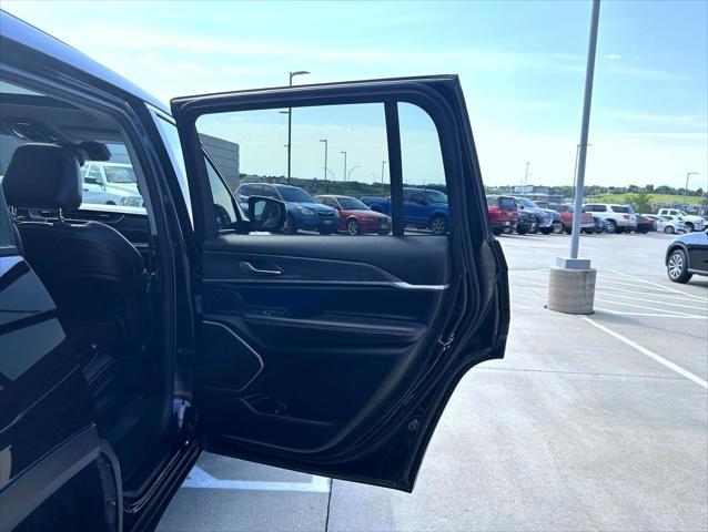 used 2021 Jeep Grand Cherokee L car, priced at $28,999