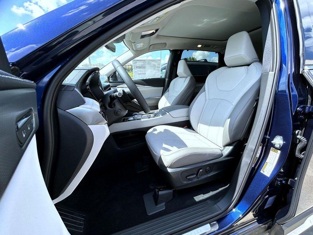 new 2026 INFINITI QX60 car, priced at $56,989