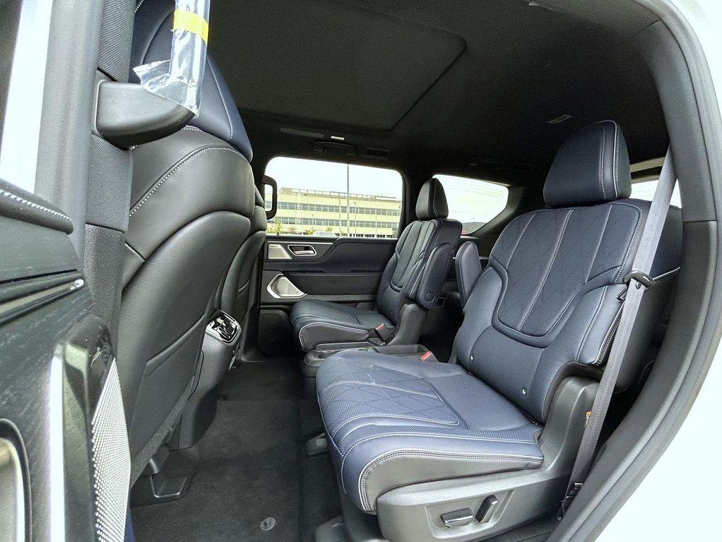 new 2026 INFINITI QX80 car, priced at $107,884