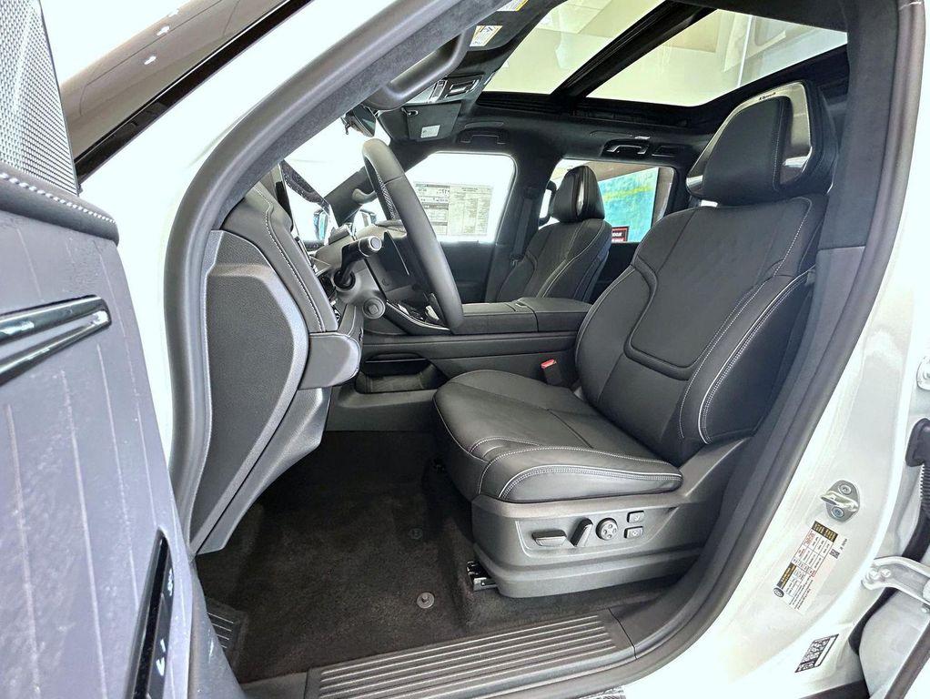 new 2026 INFINITI QX80 car, priced at $110,159