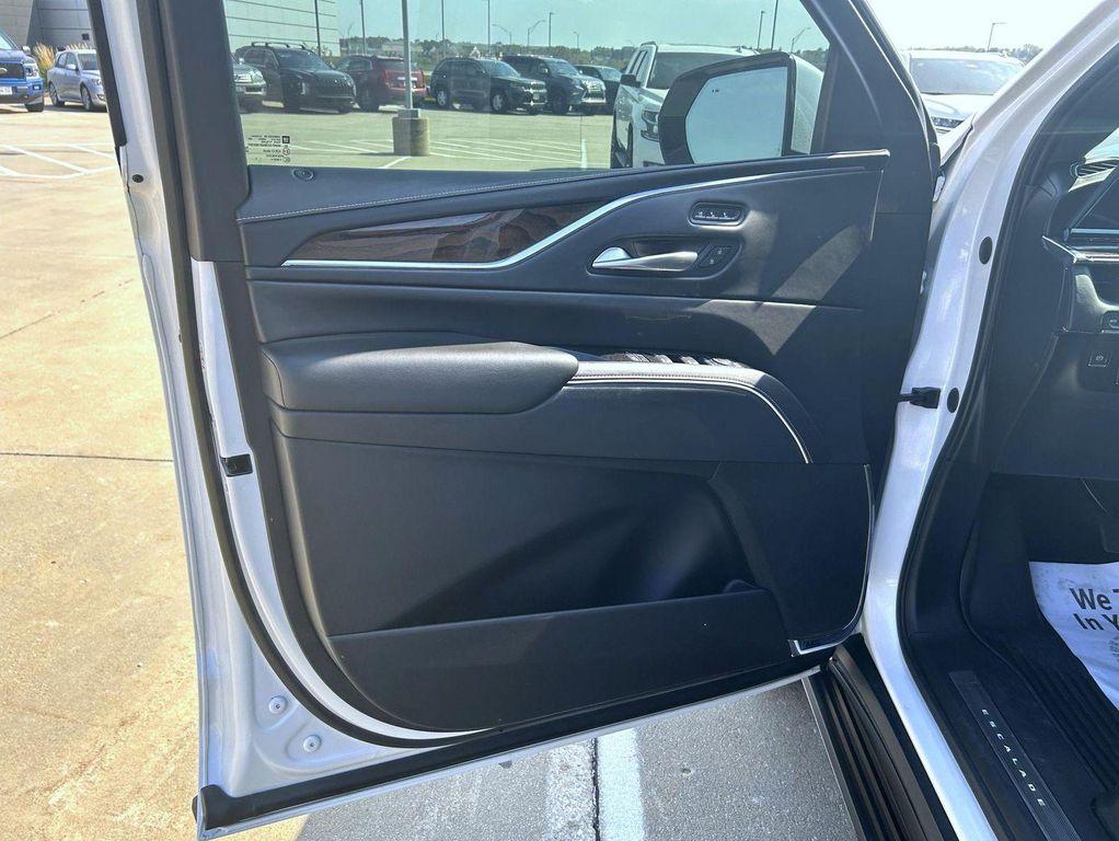 used 2021 Cadillac Escalade car, priced at $58,699