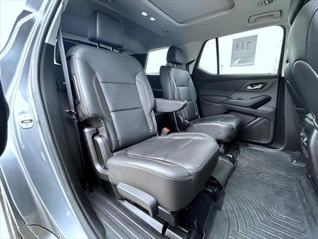 used 2021 Chevrolet Traverse car, priced at $29,999