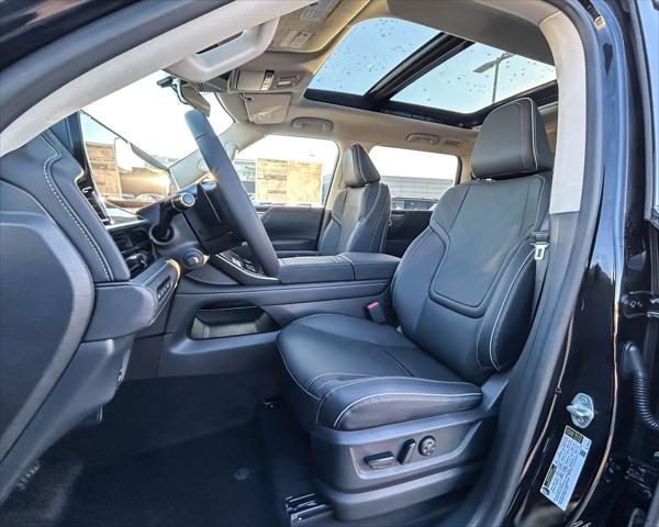 new 2025 INFINITI QX80 car, priced at $94,200