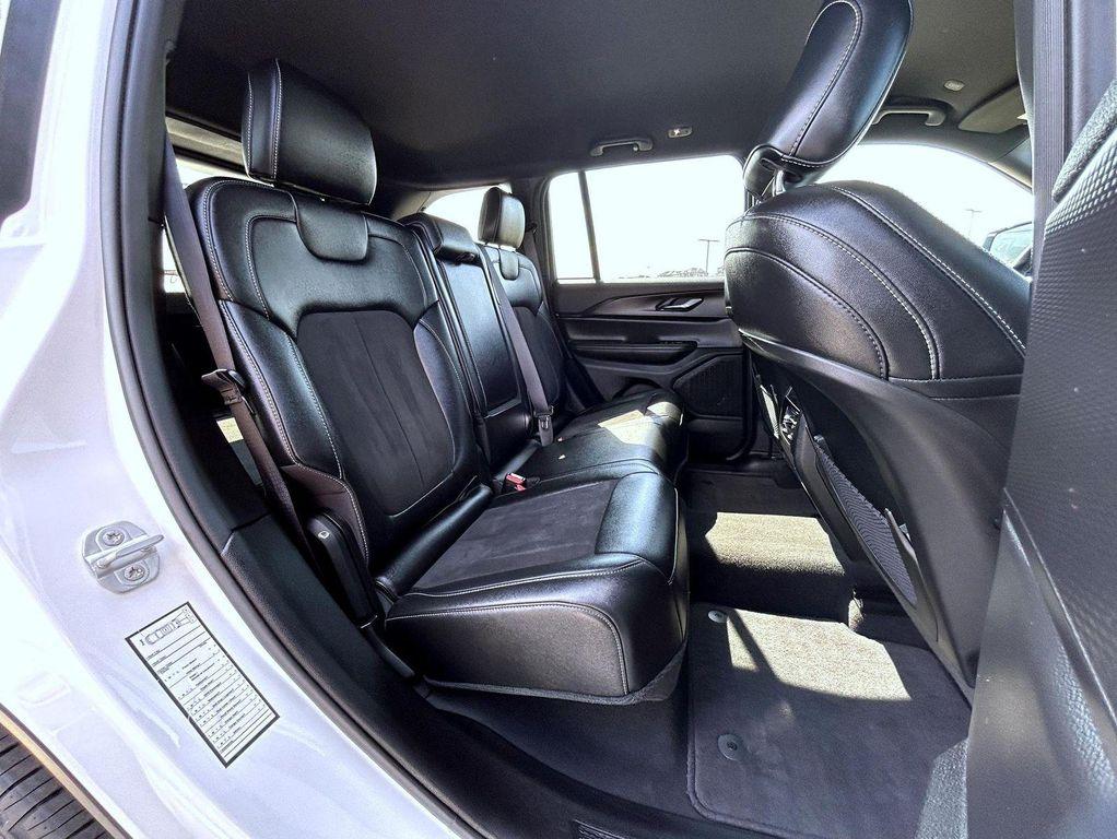 used 2024 Jeep Grand Cherokee car, priced at $33,999