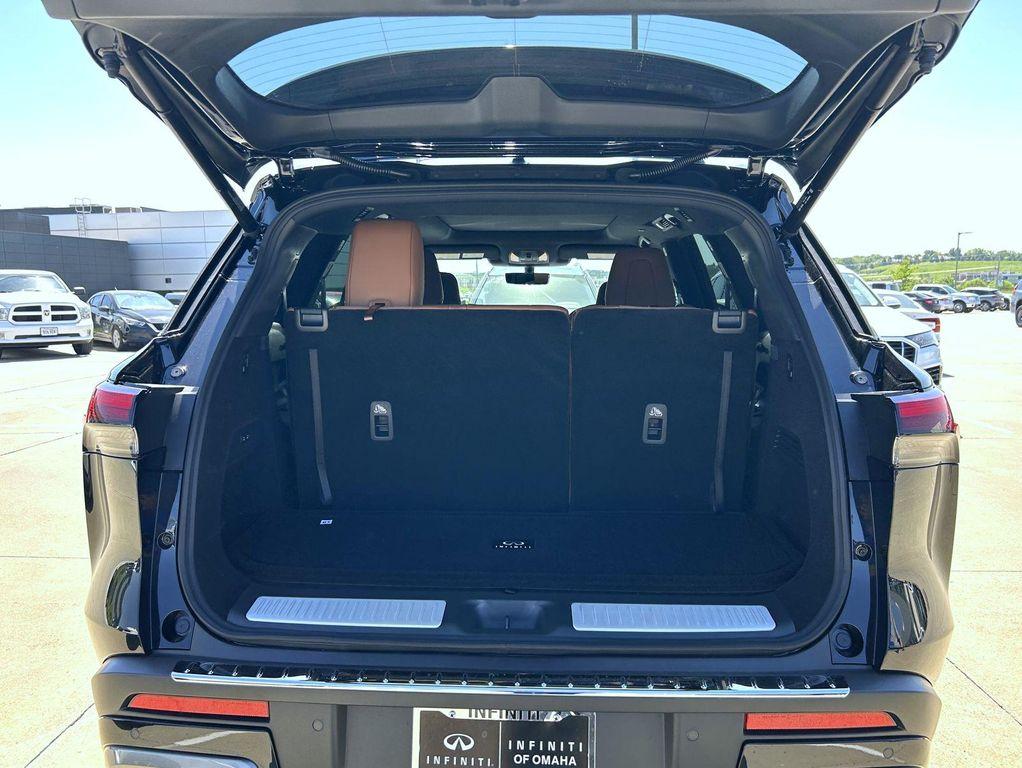 new 2025 INFINITI QX60 car, priced at $63,550