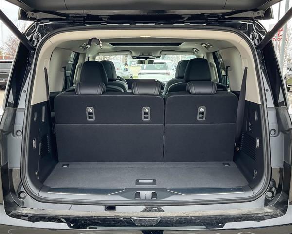 new 2025 INFINITI QX80 car, priced at $86,545