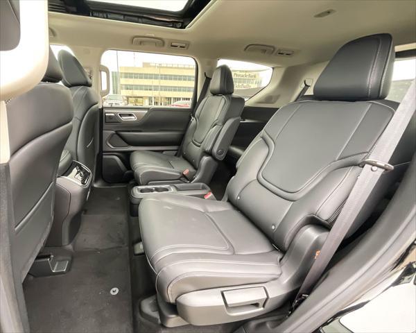 new 2025 INFINITI QX80 car, priced at $86,545