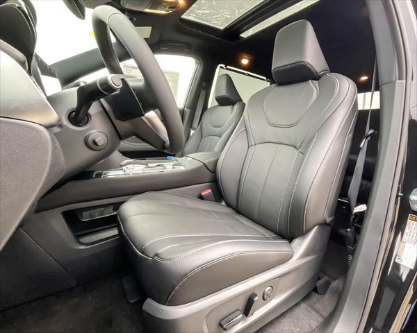 new 2025 INFINITI QX60 car, priced at $63,070