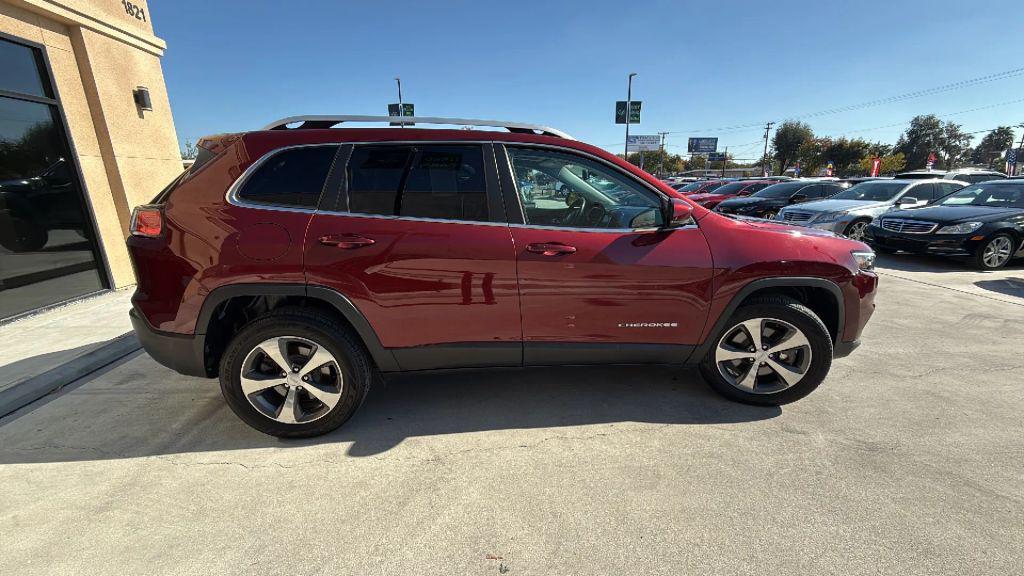 used 2019 Jeep Cherokee car, priced at $16,499