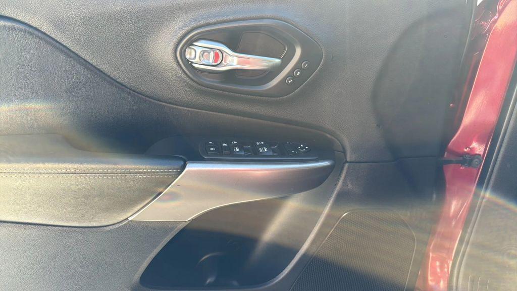 used 2019 Jeep Cherokee car, priced at $16,499