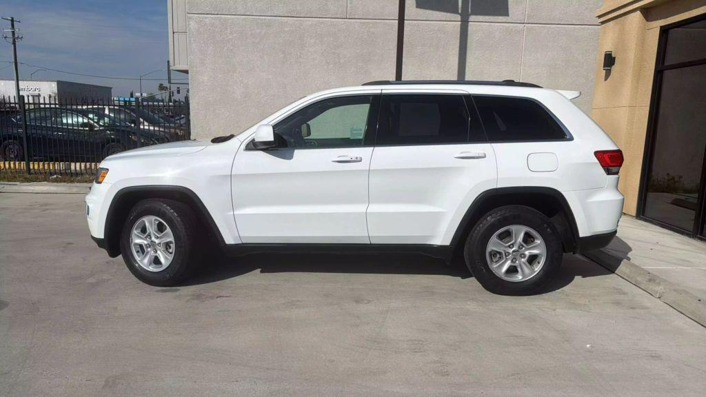 used 2017 Jeep Grand Cherokee car, priced at $11,499