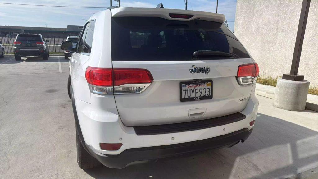 used 2017 Jeep Grand Cherokee car, priced at $11,499