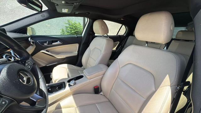 used 2018 Mercedes-Benz GLA 250 car, priced at $11,131
