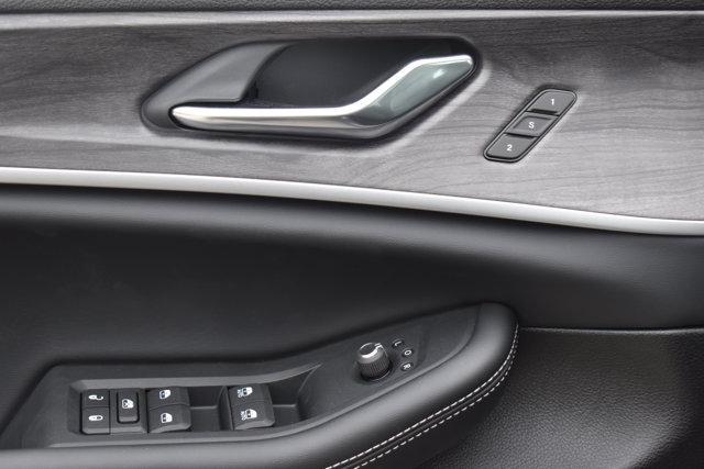 new 2025 Jeep Grand Cherokee car, priced at $44,795