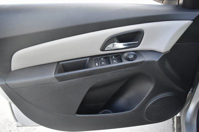 used 2013 Chevrolet Cruze car, priced at $7,987