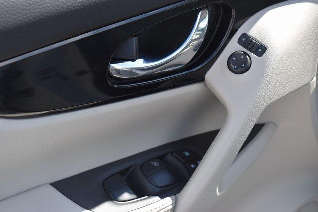 used 2021 Nissan Rogue Sport car, priced at $17,987
