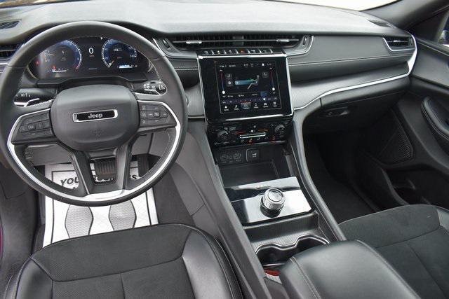 used 2024 Jeep Grand Cherokee car, priced at $33,987
