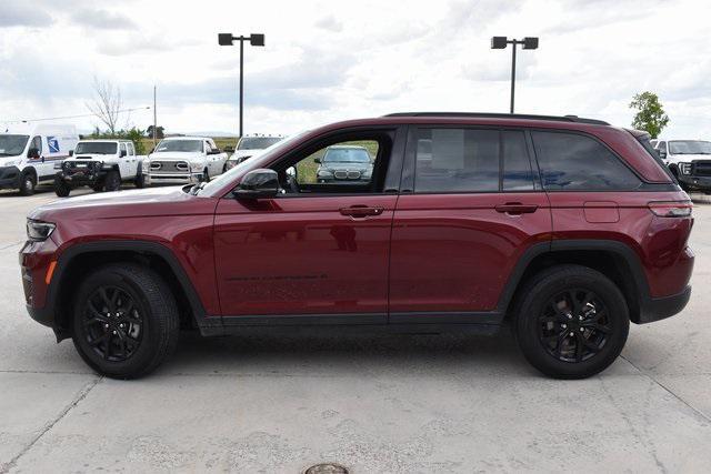 used 2024 Jeep Grand Cherokee car, priced at $33,987