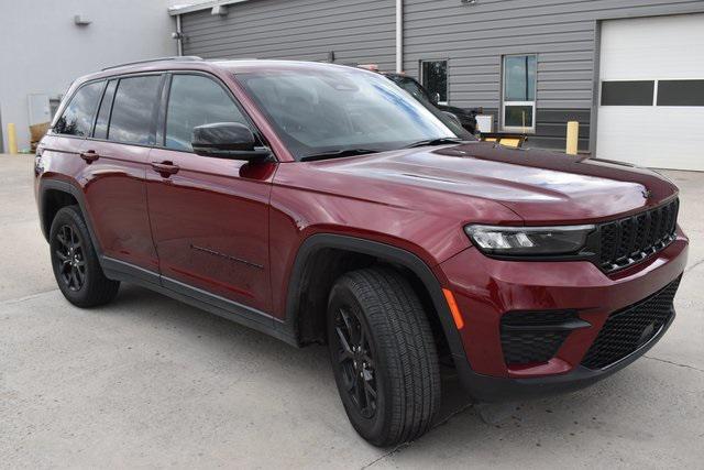used 2024 Jeep Grand Cherokee car, priced at $33,987