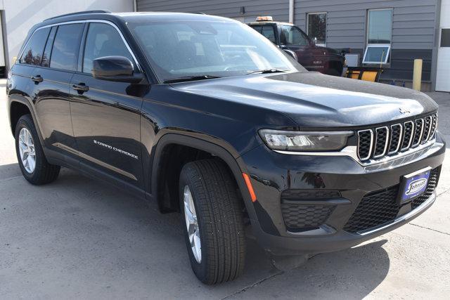 new 2025 Jeep Grand Cherokee car, priced at $36,970