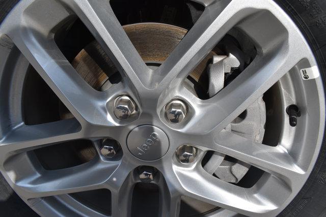 new 2025 Jeep Grand Cherokee car, priced at $36,970