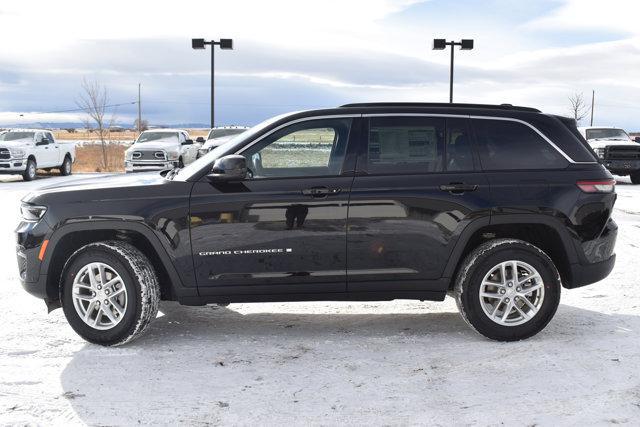 new 2025 Jeep Grand Cherokee car, priced at $38,970