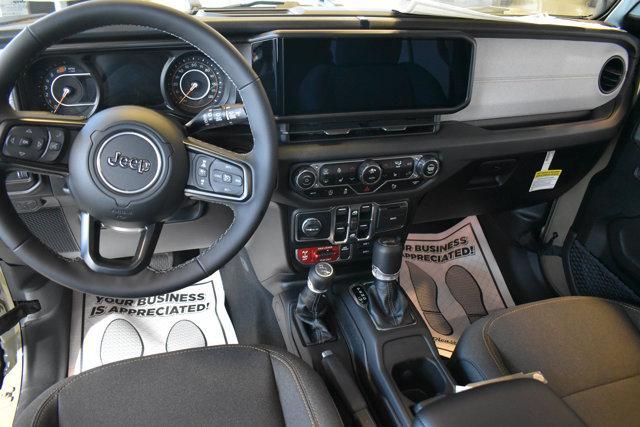 new 2025 Jeep Wrangler car, priced at $51,870
