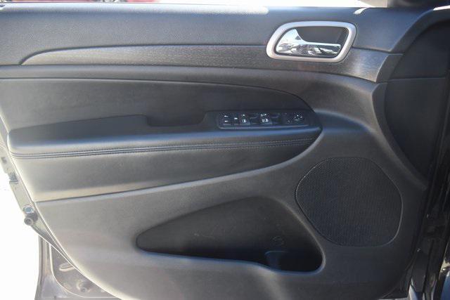 used 2016 Jeep Grand Cherokee car, priced at $11,987