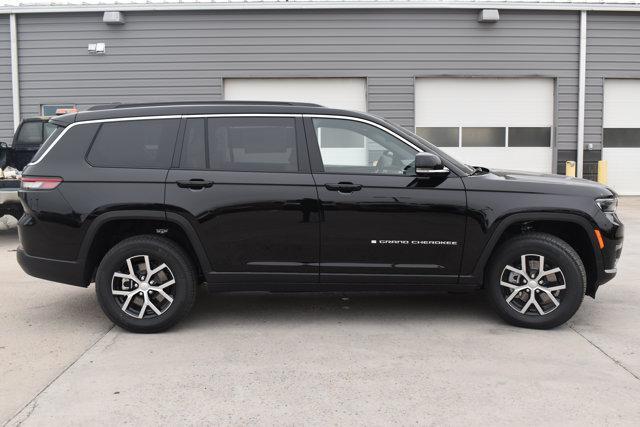 new 2025 Jeep Grand Cherokee L car, priced at $49,985
