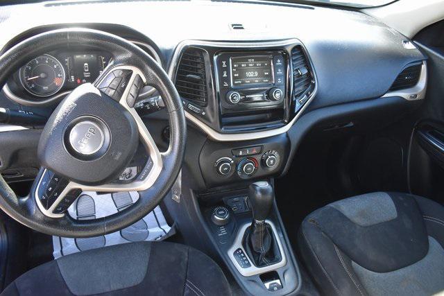 used 2015 Jeep Cherokee car, priced at $7,487