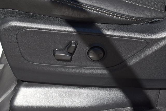 new 2025 Ram 1500 car, priced at $62,370