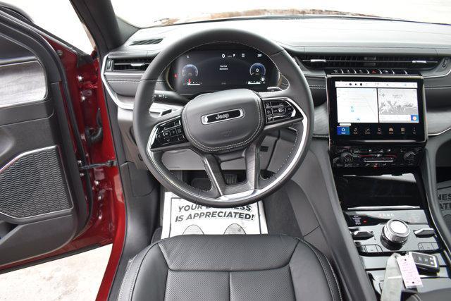 new 2025 Jeep Grand Cherokee car, priced at $56,485