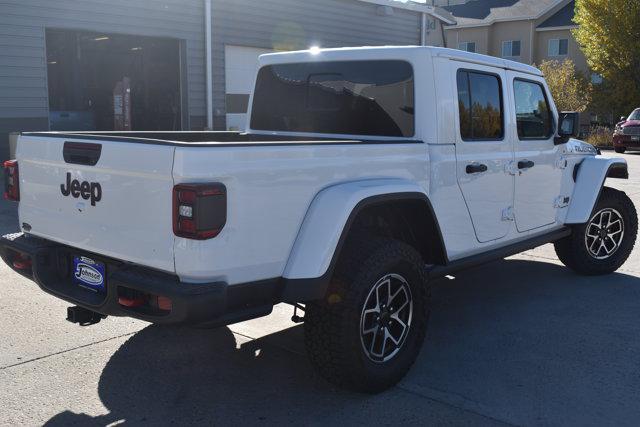 new 2025 Jeep Gladiator car, priced at $49,985